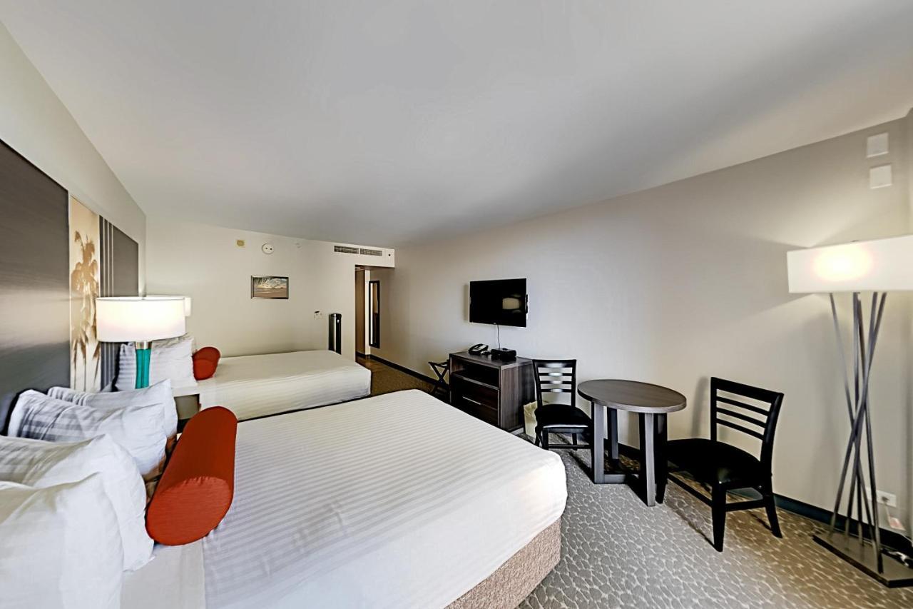 Apartamento Aqua Palms Waikiki Ocean View Lanai Parking Included Honolulu Exterior foto