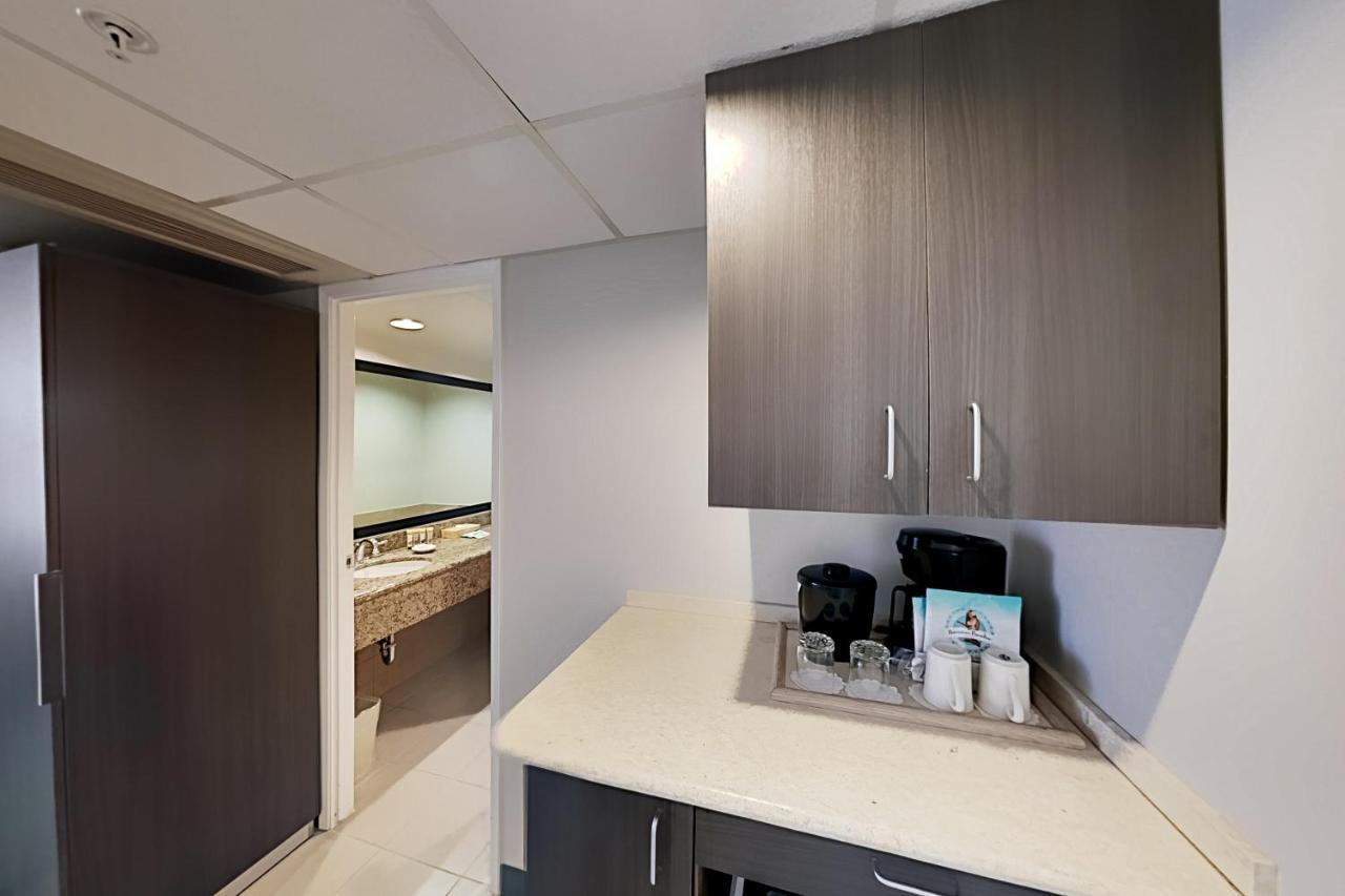 Apartamento Aqua Palms Waikiki Ocean View Lanai Parking Included Honolulu Exterior foto